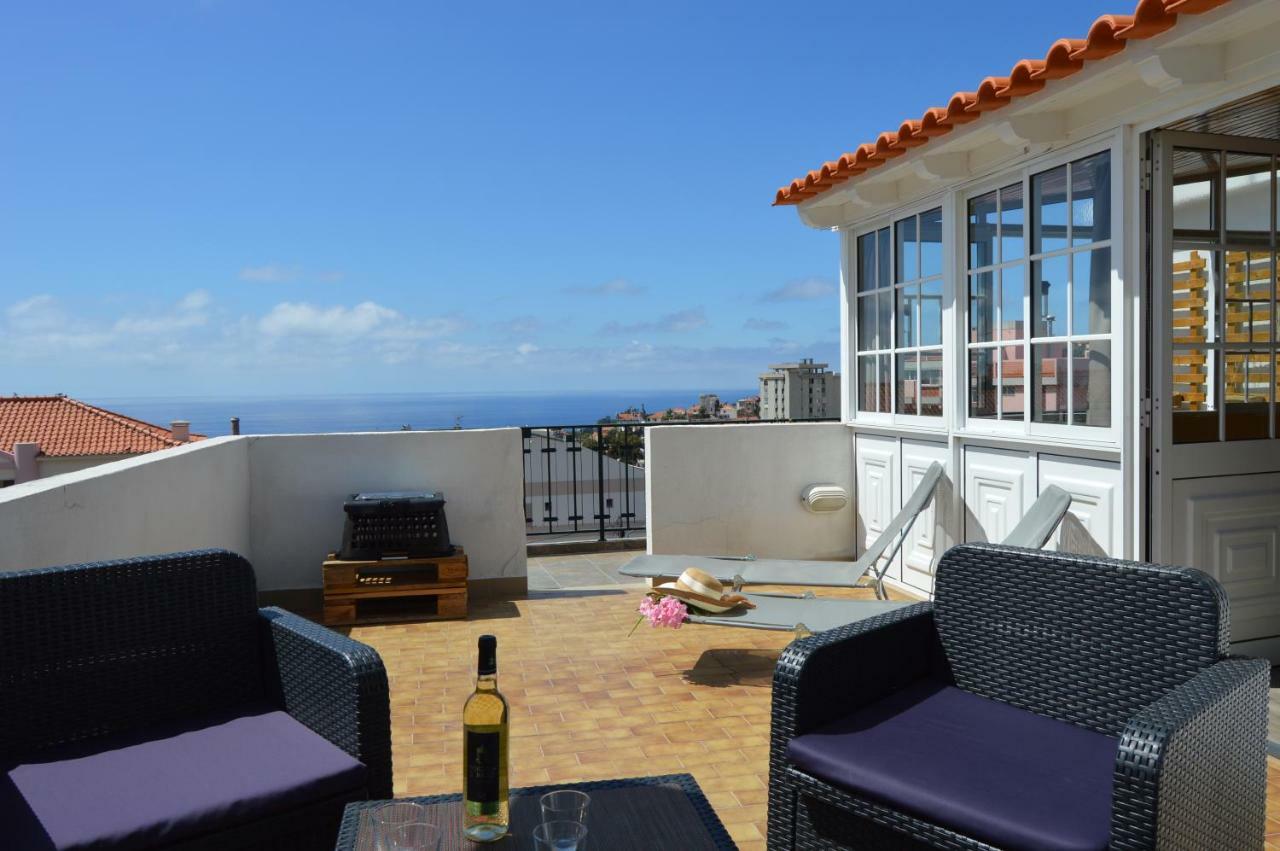 Appartement Floor With Balcony In Funchal (Madeira)